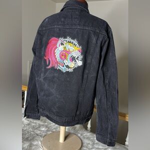 Fashion Nova Men's Black Denim Trucker Jacket Size Large Tiger Embroidered Fun